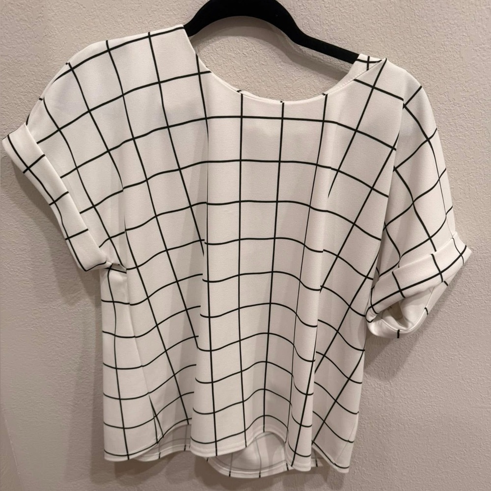 MELLODAY Black and White Checkered Blouse